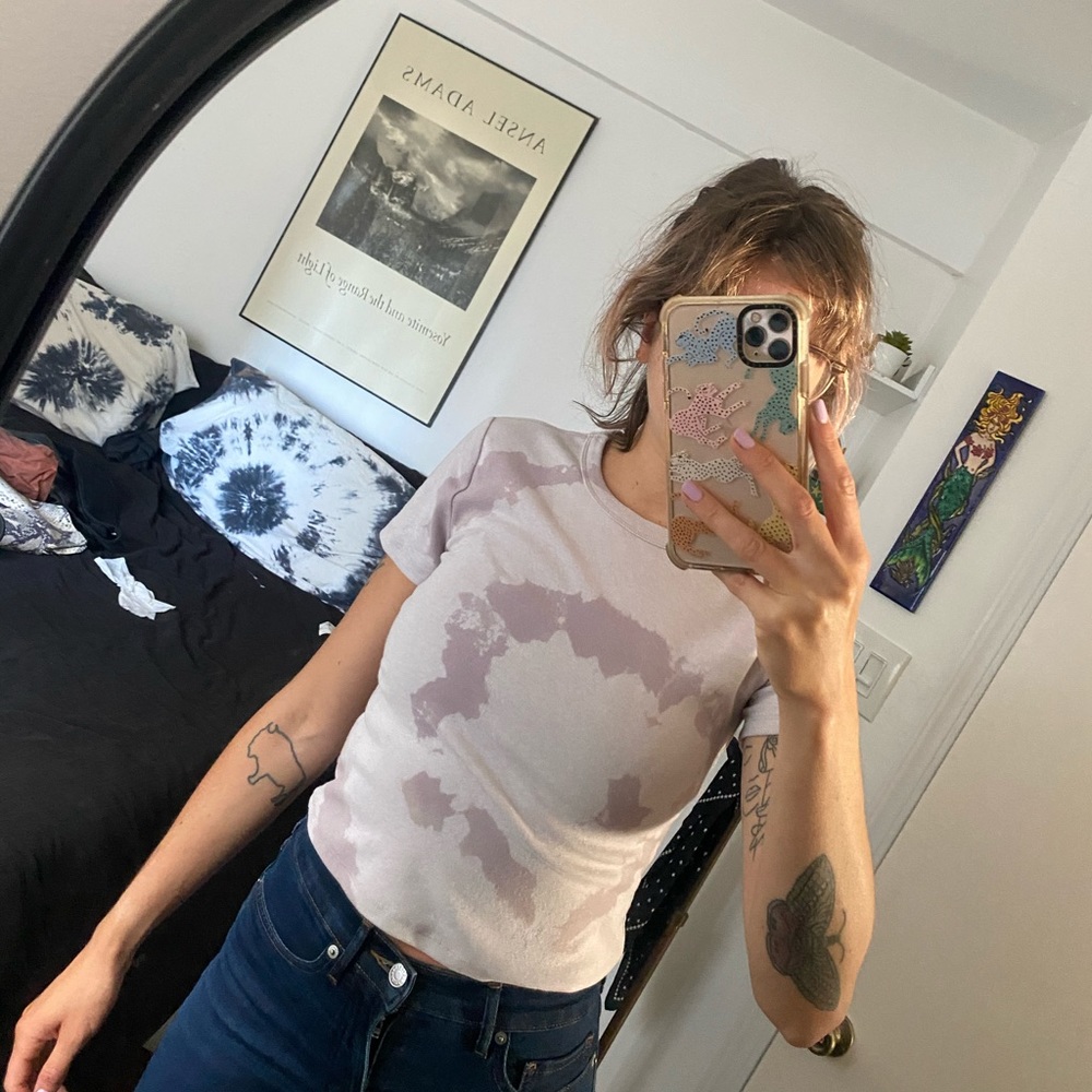Aritzia tshirt